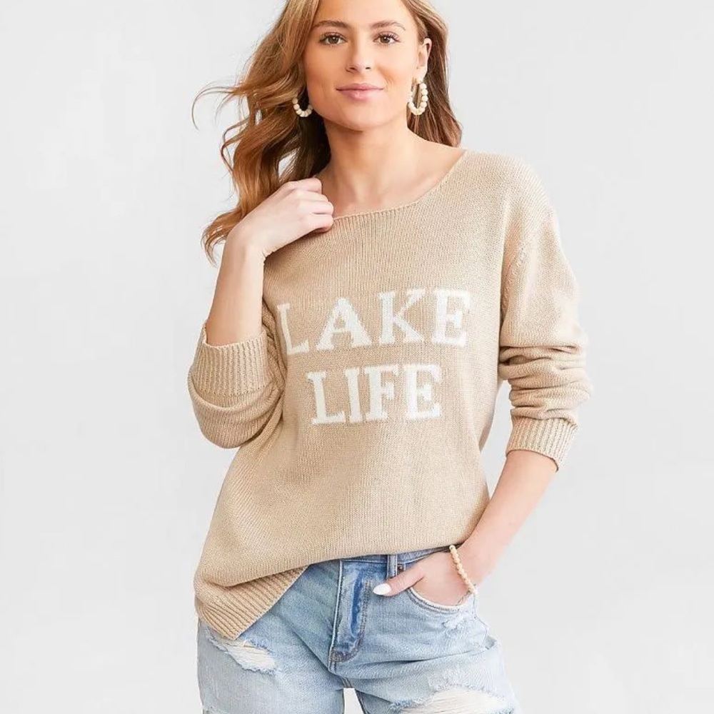 Gilli Women’s Small Knit Lake Life Crewneck Pullover Sweater In Taupe Side Slits